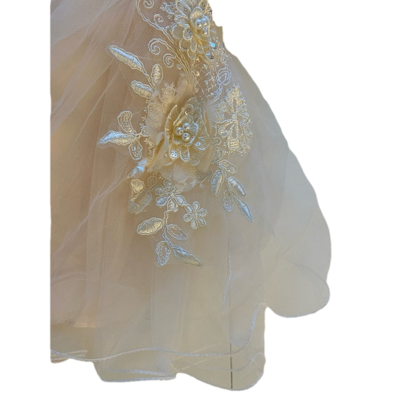 Mark & Mia Sleeveless Party Wear Frock Floral Embellishment - White xs pearls - Picture 6 of 7